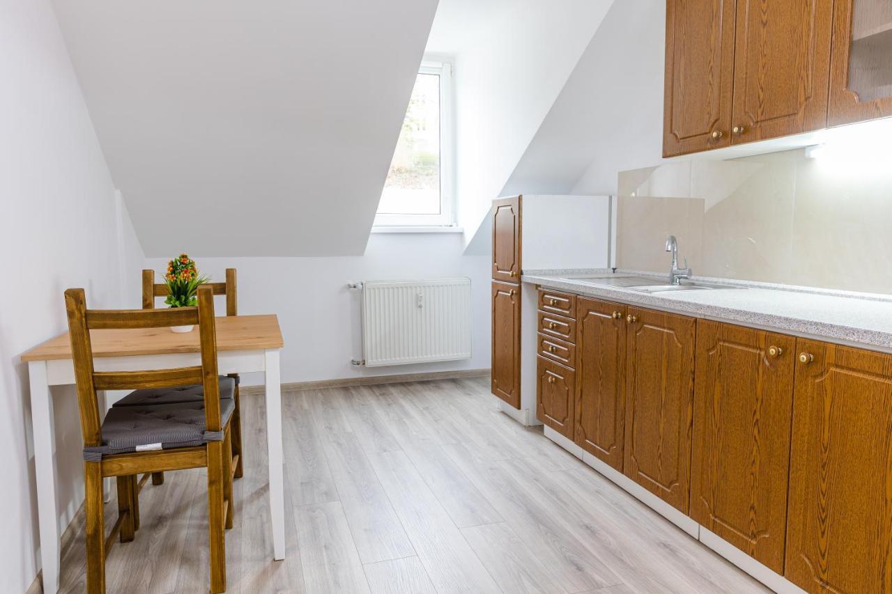 Apartment Th Карлови Вари Екстериор снимка