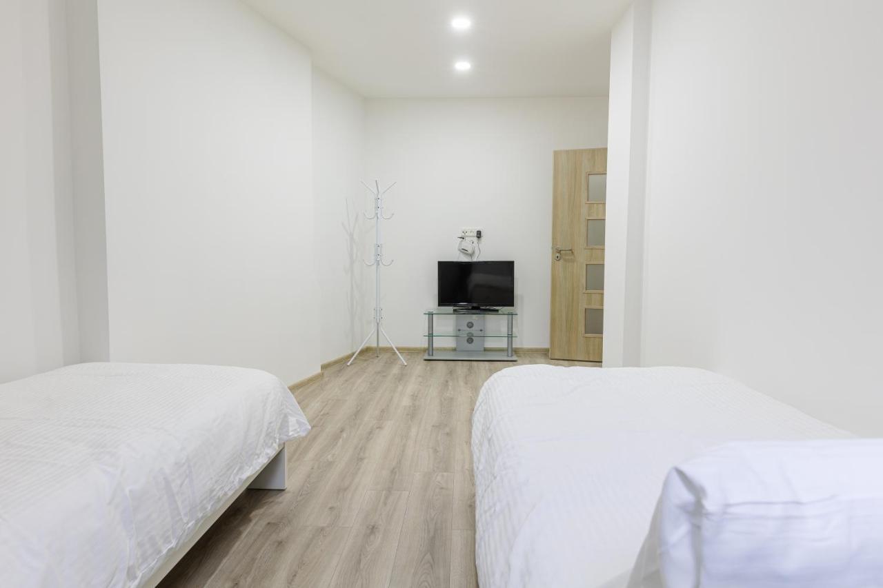 Apartment Th Карлови Вари Екстериор снимка