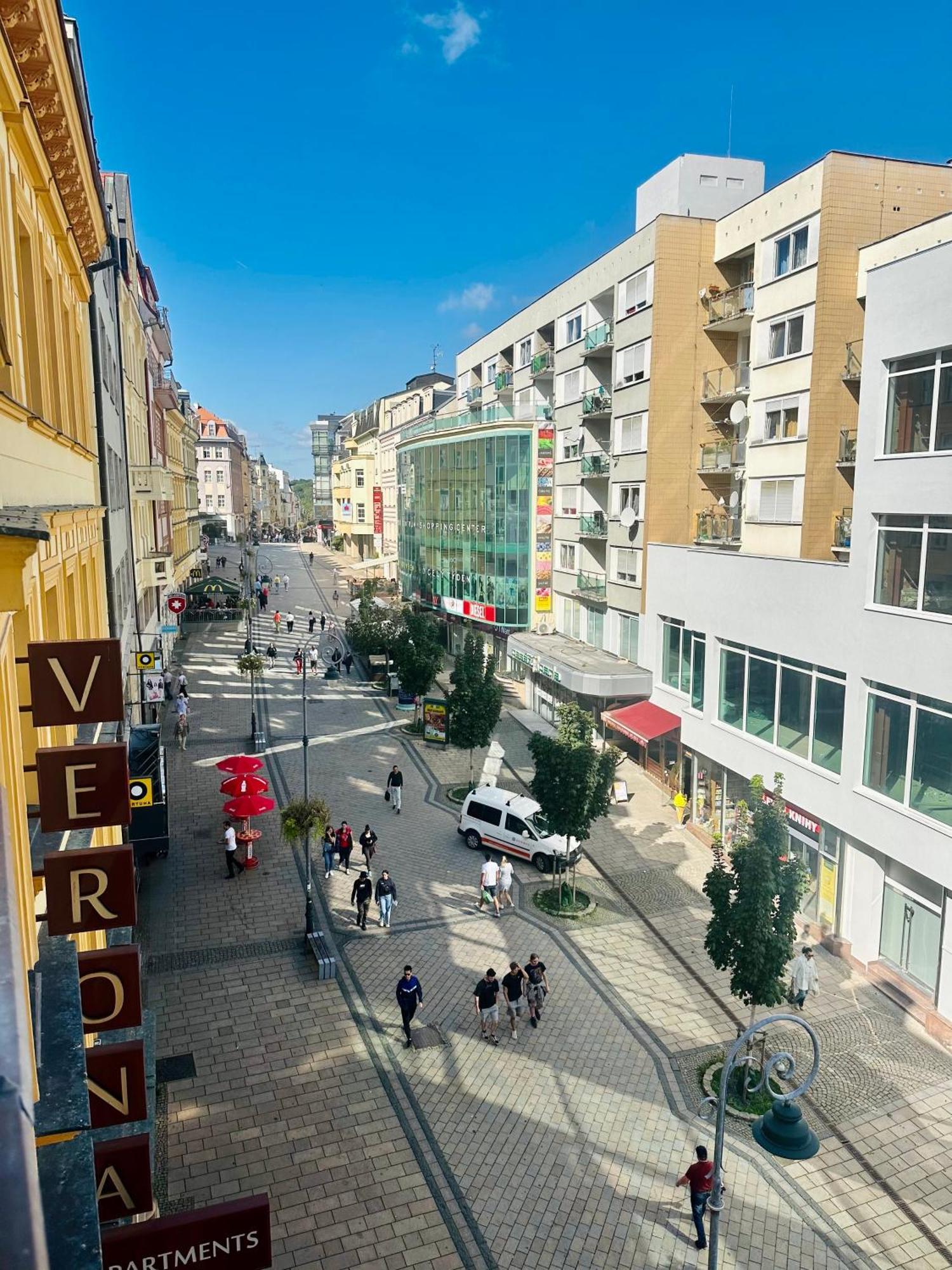 Apartment Th Карлови Вари Екстериор снимка