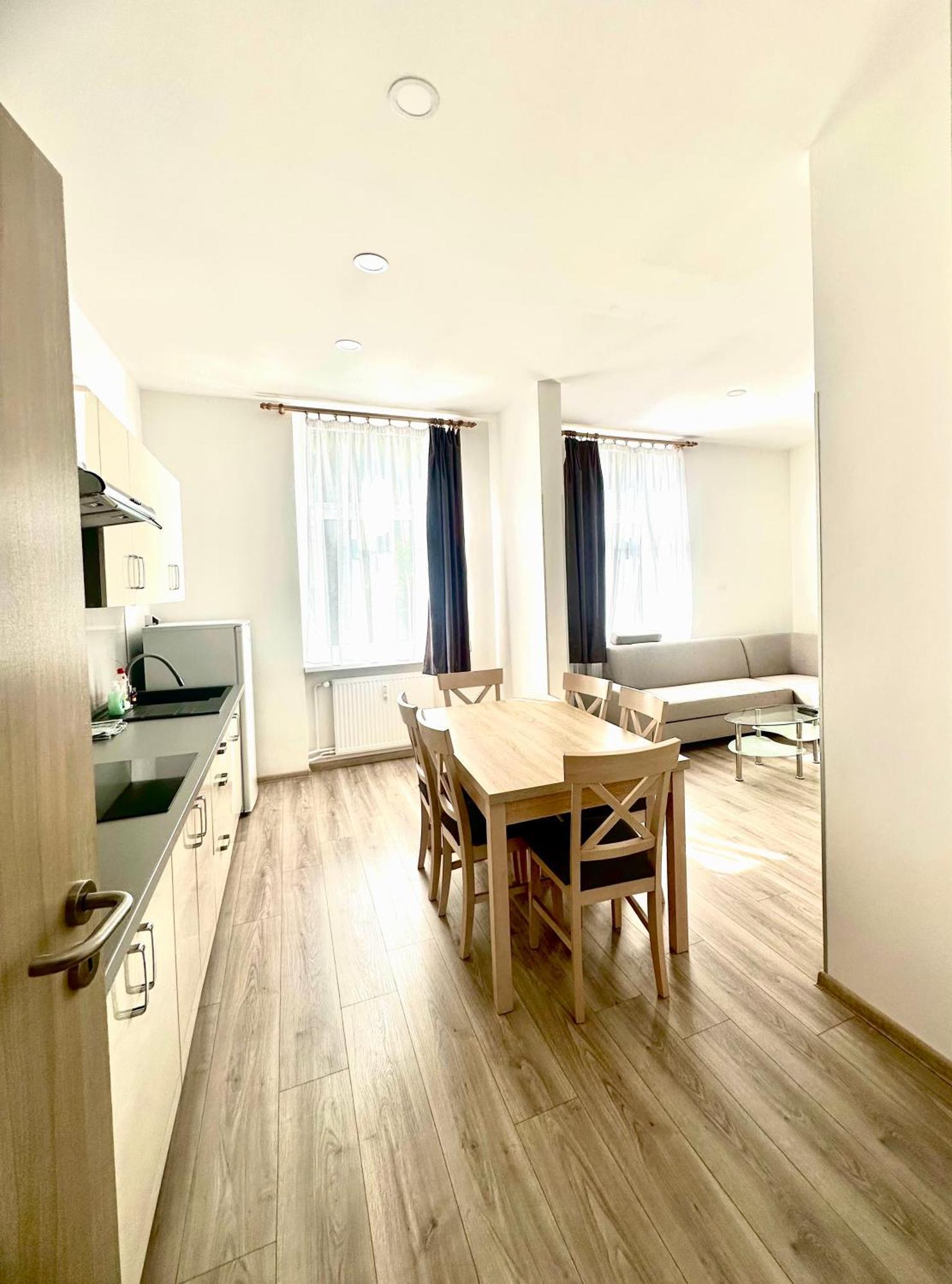 Apartment Th Карлови Вари Стая снимка